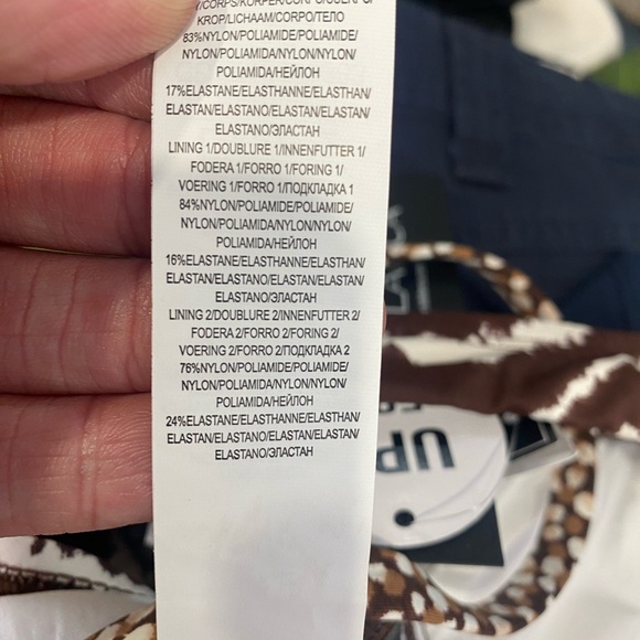 La Blanca Animal Print One Piece Swim Suit White & Brown Size 4 NWT Zebra Print - Picture 12 of 12